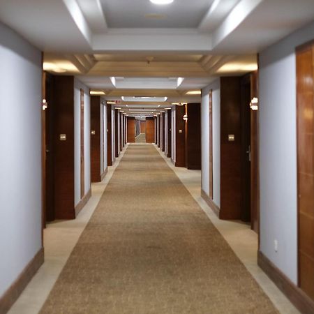 Classic Hotel Muar Esterno foto