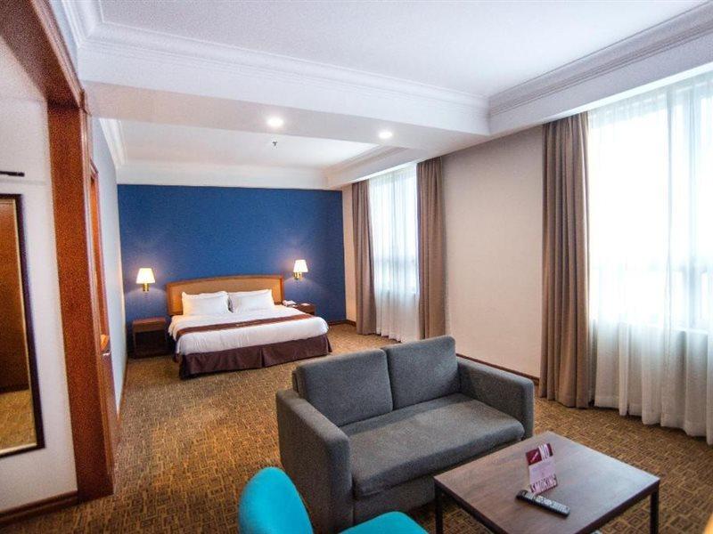 Classic Hotel Muar Esterno foto