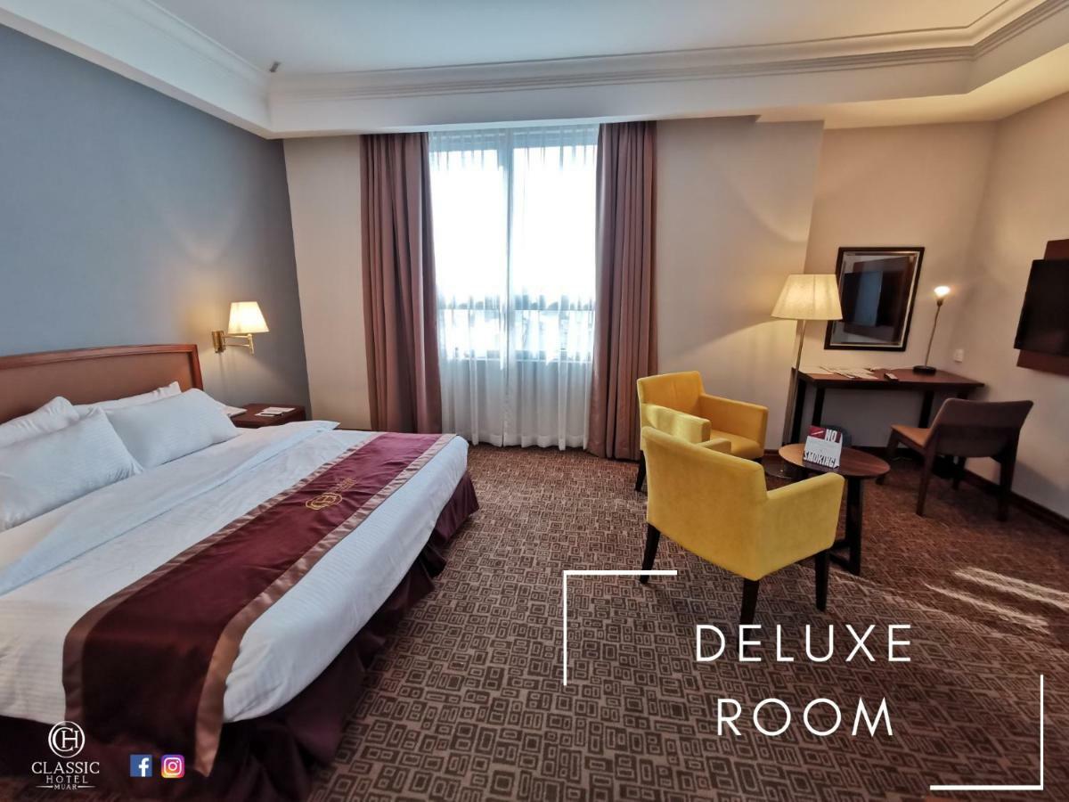 Classic Hotel Muar Esterno foto
