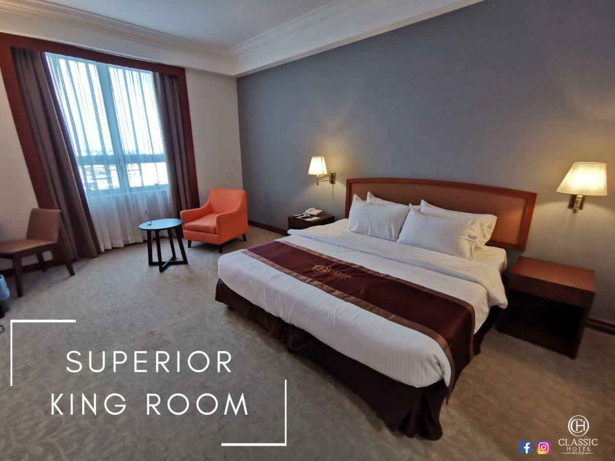 Classic Hotel Muar Esterno foto
